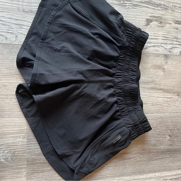 Lululemon shorts - Picture 4 of 4